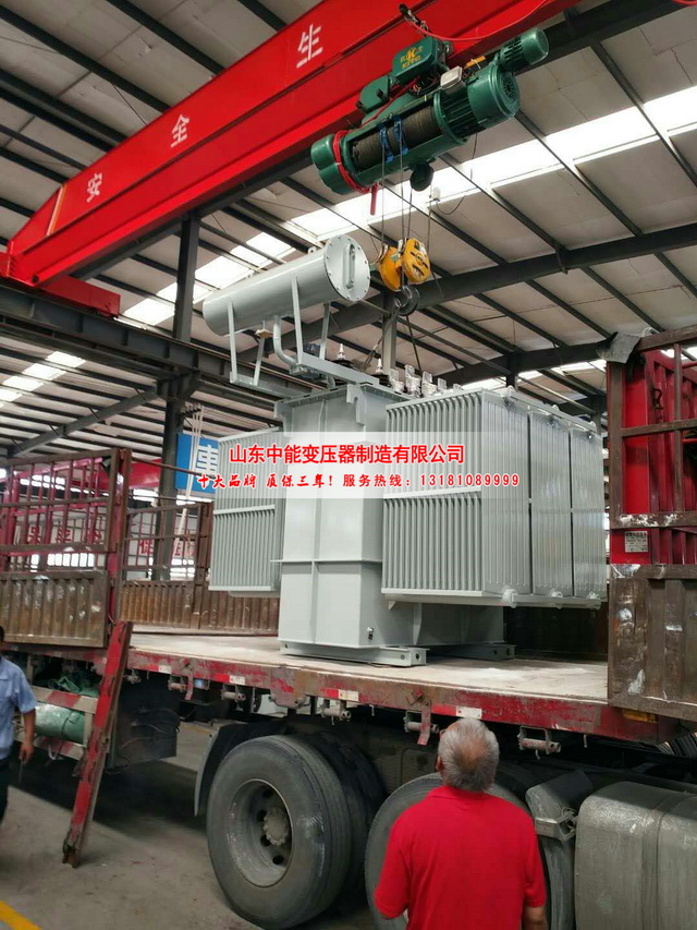 铁东S13-4000KVA油浸式变压器